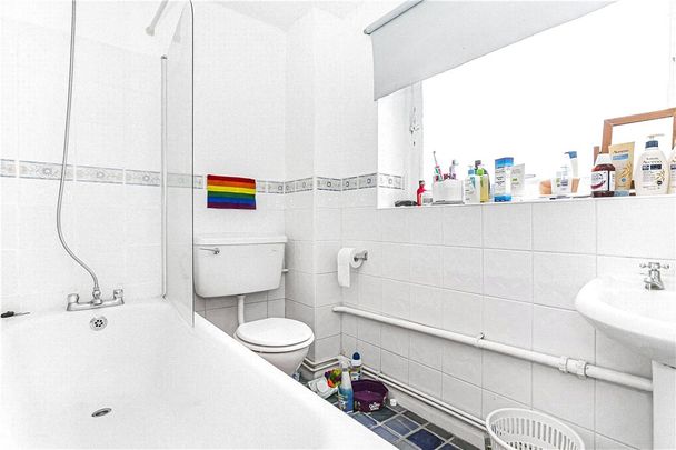 Guildford Park Avenue, Guildford, Surrey, GU2 7NN - Photo 1