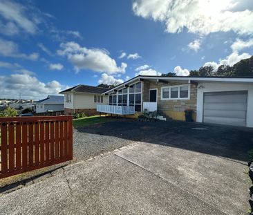 33 Portman Rd, Mt Wellington - Photo 4