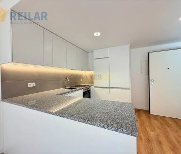 Apartment T1 in Moscavide e Portela, Loures - Photo 1