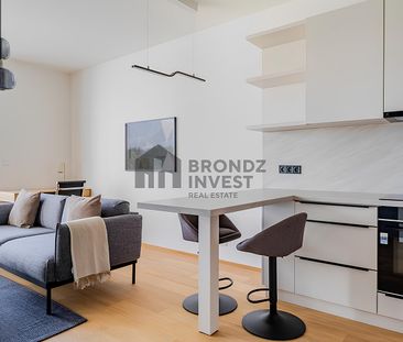 Pronájem bytu 2+kk 55 m² - Photo 1