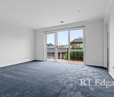 Thinking of selling? Contact our agent - Photo 3