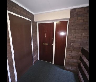 2 Bed Flat, Lakeside Walk, B23 - Photo 2