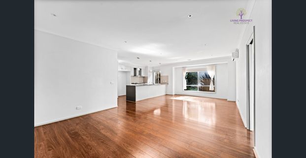 Family Living in Curlewis - Photo 1