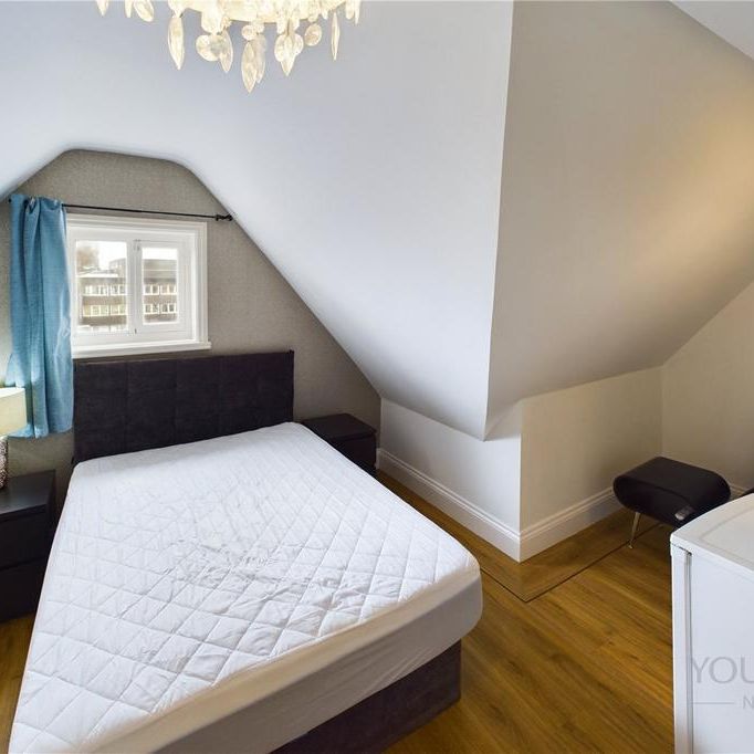 1 bedroom in a house share to rent - Photo 1