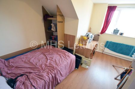 2 Bedroom Flat for rent in Back Brudenell Grove - Photo 3