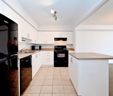 For Lease - 260 Davis Drive Unit# 408, Newmarket, Ontario - Photo 4