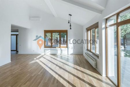 Superb Villa with Swimming Pool in Iancu Nicolae V0011PI4 - Fotografie 3
