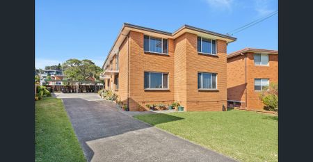 Solid top-floor apartment in a well-maintained block of four. - Photo 5