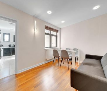 3 bedroom apartment to rent - Photo 3