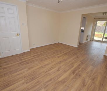 3 bedroom house to rent Peppercorn Close, CO4 - Photo 2
