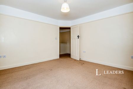 3 bedroom house to rent Grange Lane, Rushwick, Worcester, WR2 - Photo 5