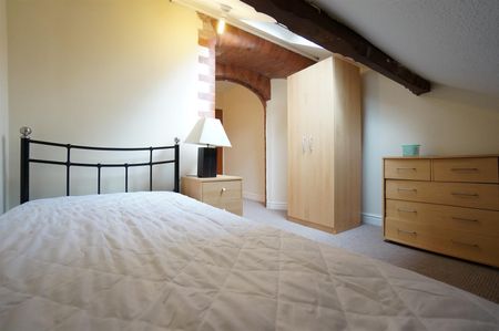 Flat, 14 Tabernacle Garth Road - Photo 5