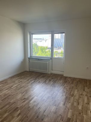 Stockholm, Stockholm, Burspråksvägen, 2 rooms Unfurnished - Photo 1