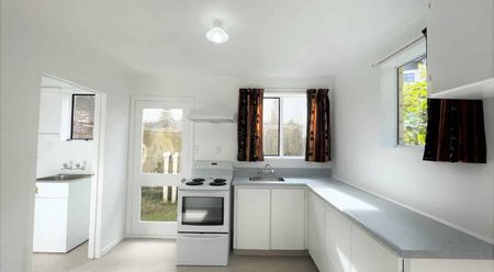 Inner City Living - Photo 2