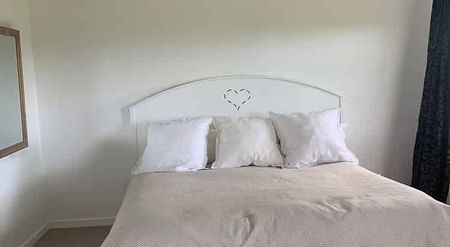 looking for a professional family - Photo 3