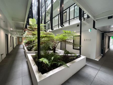 2 Bedrooms on Edgerley Ave - Photo 2