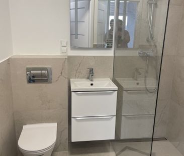 Tenisowa, 2 pokojowe na 1 piętrze z windą - Photo 4