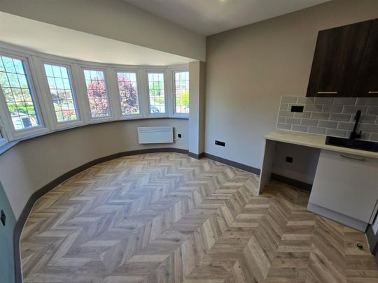 Green Lane, Shepperton TW17, London - Photo 1