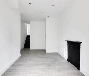 3 bedroom flat to rent - Photo 5 | Rentumo