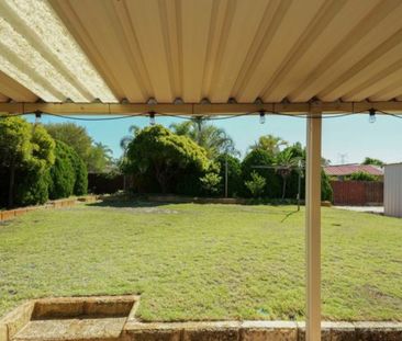 Gorgeous Family Home with A/C, Multiple Living Areas, Huge Workshop... - Photo 3