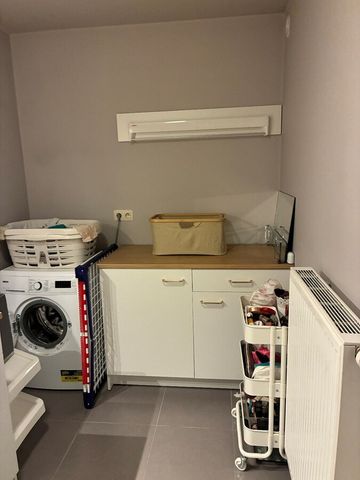 Ruim 2 slaapkamer appartement mét garage - Photo 3