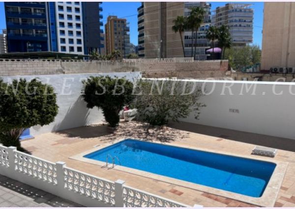 REF1867-Benidorm-1.100€