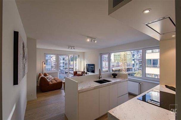 Appartement te huur - Photo 1