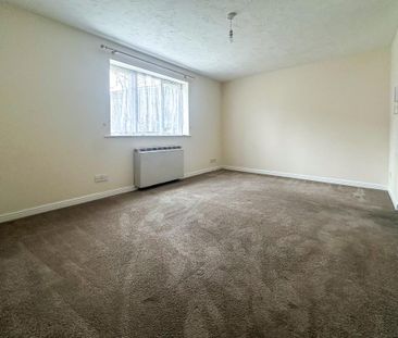 1 bedroom ground floor flat to rent - Photo 3