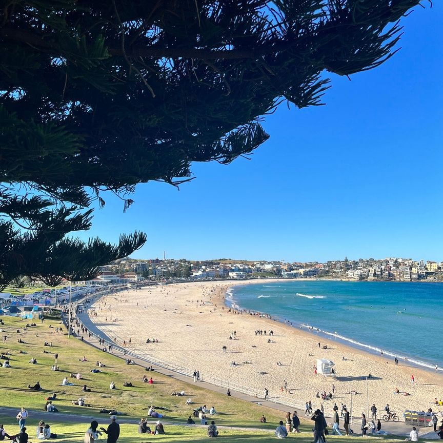 Bondi Beach - Photo 1