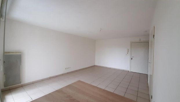 location Appartement T2 DE 42.95m² À MERVILLE - Photo 1