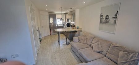 2 bedroom terraced house to rent - Photo 3