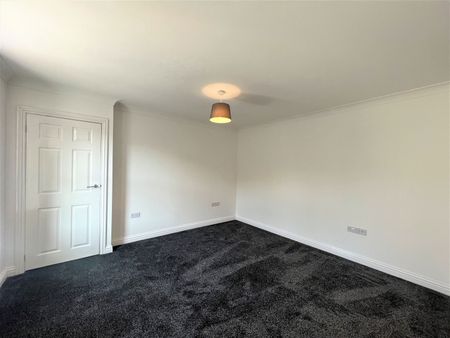 Manchester Road, Thurlstone, Sheffield, S36 9PT - Photo 5