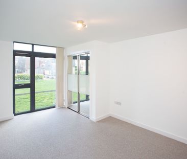 2 bedroom flat to rent, Available unfurnished from 06/12/2024 - Photo 5