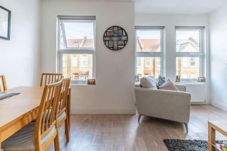 Boundary Road, Colliers Wood, SW19 - Photo 2