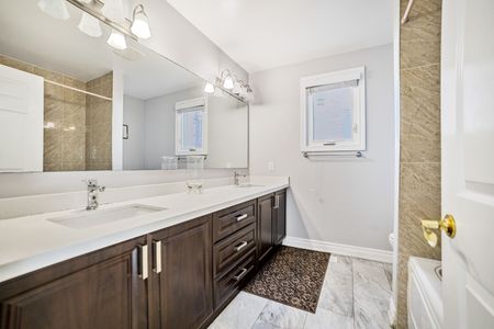 For Lease - 10 Nineteenth Street Unit# Back Unit, Toronto, Ontario - Photo 3