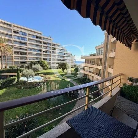 Location Appartement 1 pièce 24m² CANNES 06150 - Photo 4