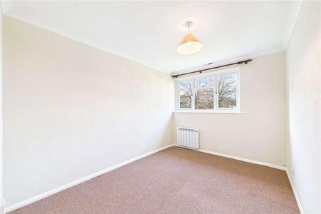 Redfield Court, Newbury, Berkshire, RG14 - Photo 4