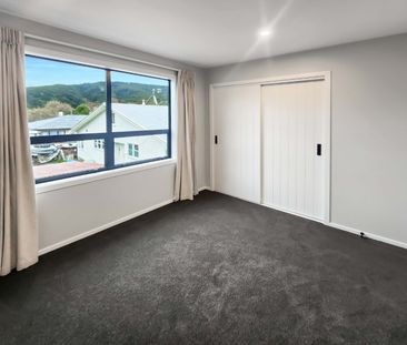 WAINUIOMATA LIVING - Photo 2