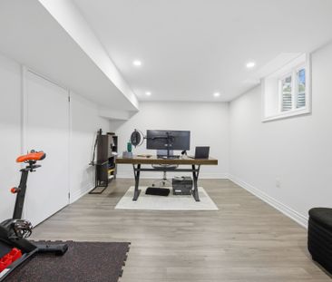 For Lease - 3254 Sir Johns Homestead, Mississauga, Ontario - Photo 2