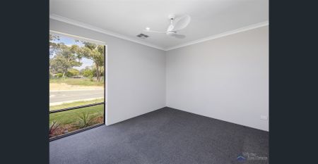 STUNNING, NEAR NEW PROPERTY - Photo 2