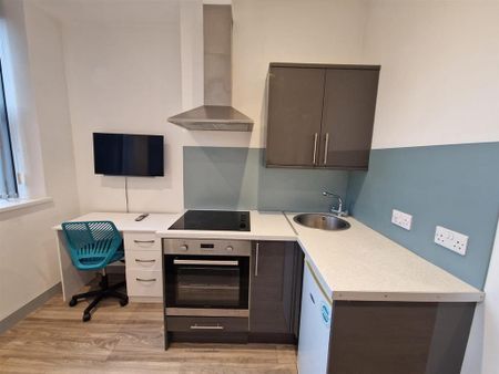 Studio to rent - Photo 5