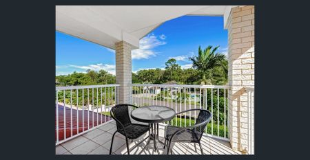 Elevated Family Home Perfectly Positioned in Bridgeman Downs - Photo 4