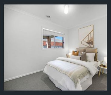 Great Family Home in the Innisfail Estate! - Photo 6