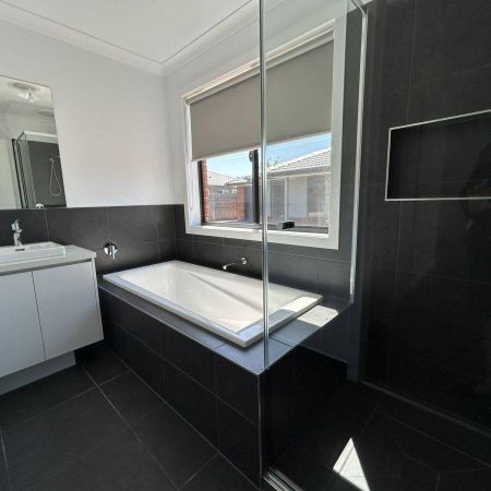 MODERN TOWNHOUSE - Photo 3