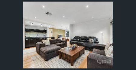 THE PERFECT FAMILY HOME! - Photo 2