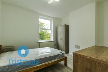 2 bed Mid Terraced House for Rent - Photo 4
