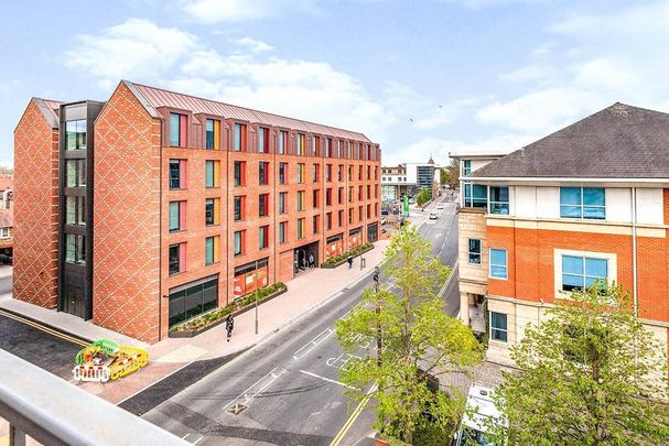 1 bedroom flat to rent - Photo 1