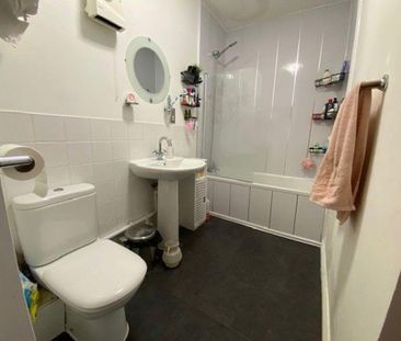 Property to rent - Photo 6