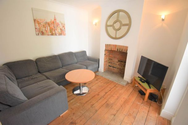 Price £4,500 pcm - Available 01/07/2026 - Furnished - Photo 1