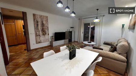 3 room luxury Flat for rent in Denia, Spain - Photo 3